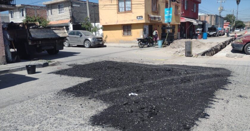 Programa Por Buen Camino del Gobierno de la Capital: más de 4,800 reportes atendidos y 93% de respuesta en bacheo
