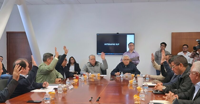 Junta de Gobierno de Interapas aprueba por unanimidad la iniciativa de Ley de Cuotas y Tarifas para el ejercicio fiscal 2026