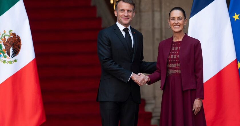 Claudia Sheinbaum recibe en Palacio Nacional al presidente de Francia, Emmanuel Macron.
