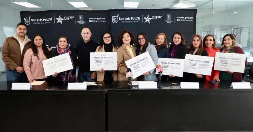 DIF Municipal renueva el Seguro de Accidentes Escolares para 430 niñas y niños.