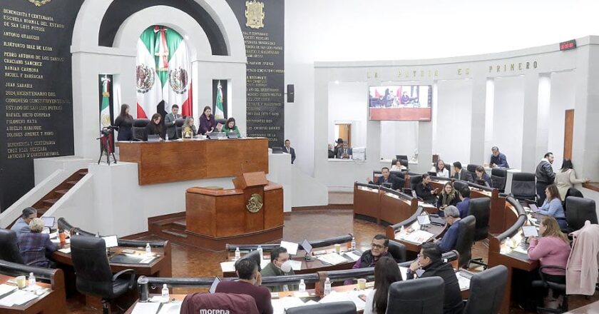 El Congreso del Estado aprueba reformas constitucionales y electorales para garantizar paridad de género en San Luis Potosí