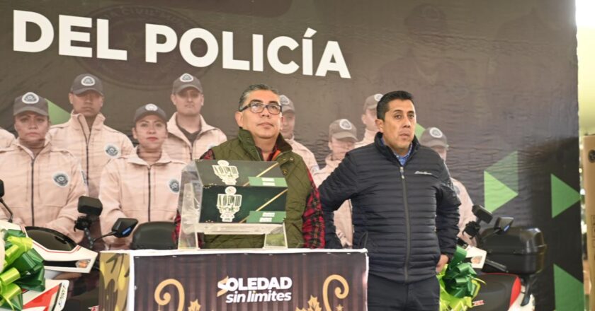 Juan Manuel Navarro Muñiz reconoce a la Guardia Civil Municipal en el Día del Policía