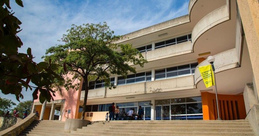 FEPZH-UASLP fortalece acciones de orientación educativa y atención psicológica al cierre de 2025