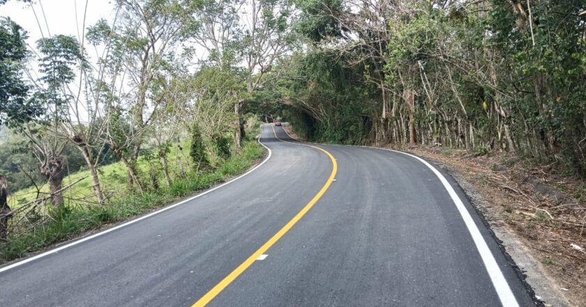 Gobierno del Estado concluye carretera estratégica a Santa María Picula en Tamazunchale