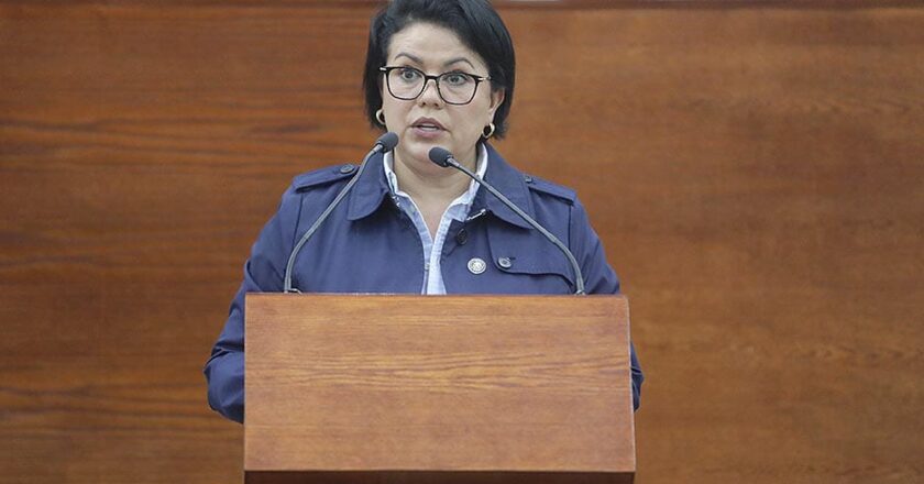 Proponen reforma a la Ley del ISR para permitir deducción de colegiaturas universitarias