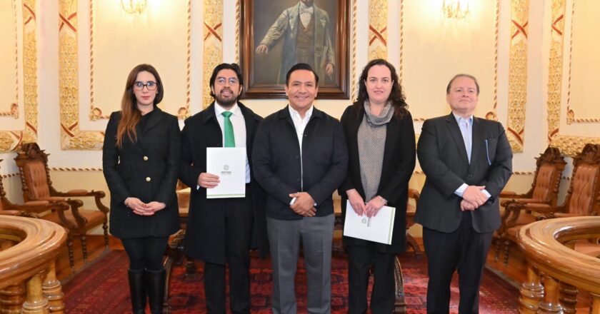 Toman protesta a nuevos notarios públicos para fortalecer la certeza jurídica en San Luis Potosí