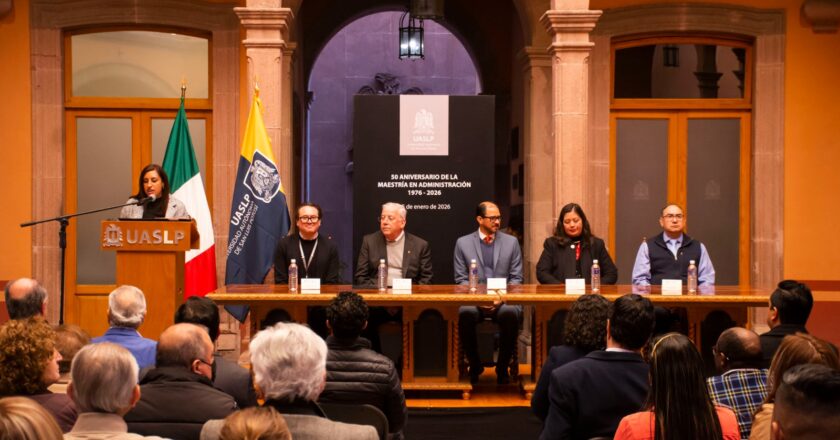 FCA-UASLP conmemora 50 años de la Maestría en Administración