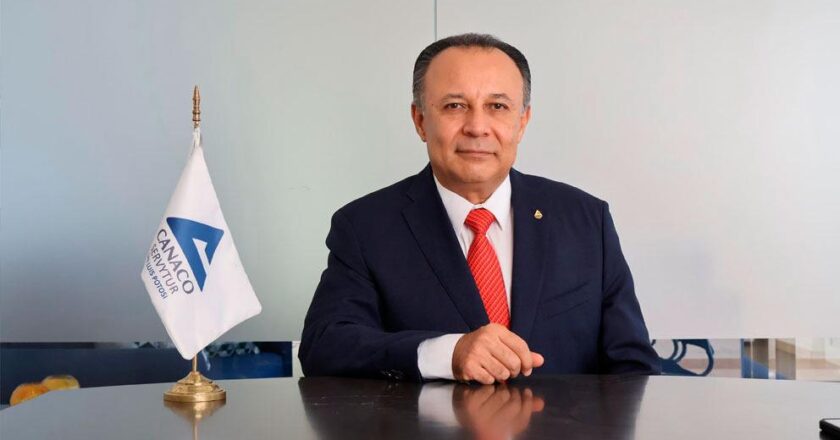 CANACO prevé crecimiento moderado del sector comercio y servicios en San Luis Potosí para 2026