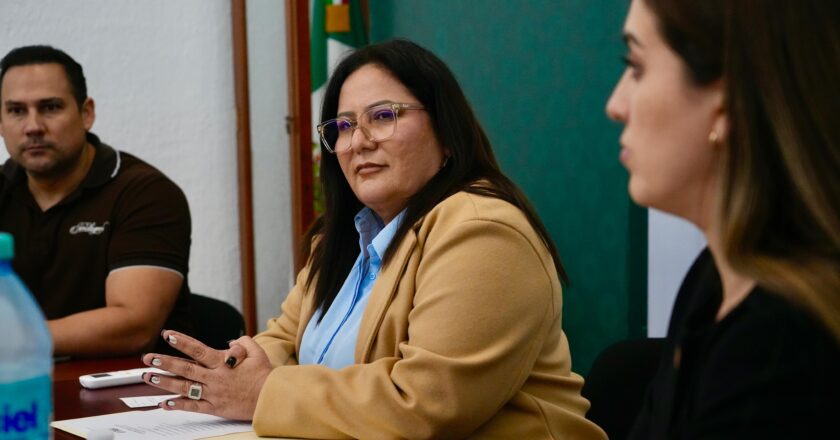 Villa de Pozos interviene en colonias afectadas por deficiencias en el servicio de agua