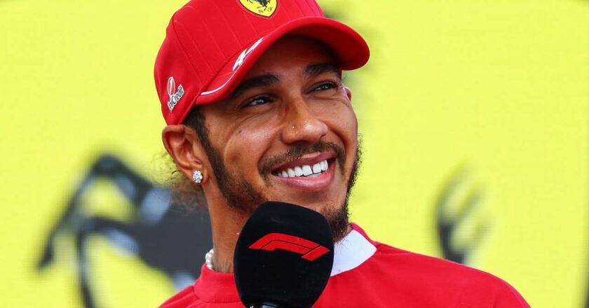 Hamilton habla de cambio y renovación en su segunda temporada con Ferrari