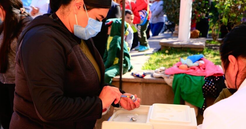 Villa de Pozos amplía jornada de vacunación contra el sarampión