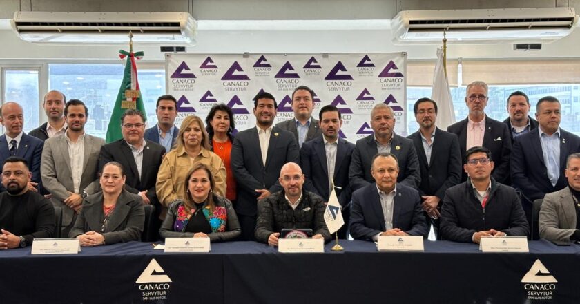 CANACO y delegados del Gobierno Federal revisan costos y obstáculos para abrir negocios en San Luis Potosí