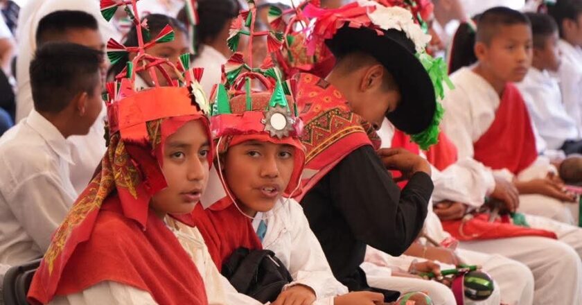 San Luis Potosí refuerza la educación en lenguas maternas en más de 400 escuelas