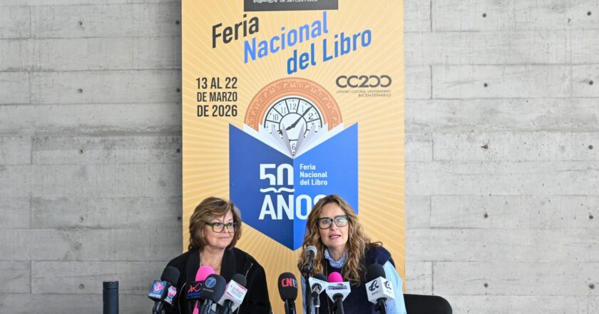 UASLP celebra medio siglo de letras con figuras internacionales y honores académicos