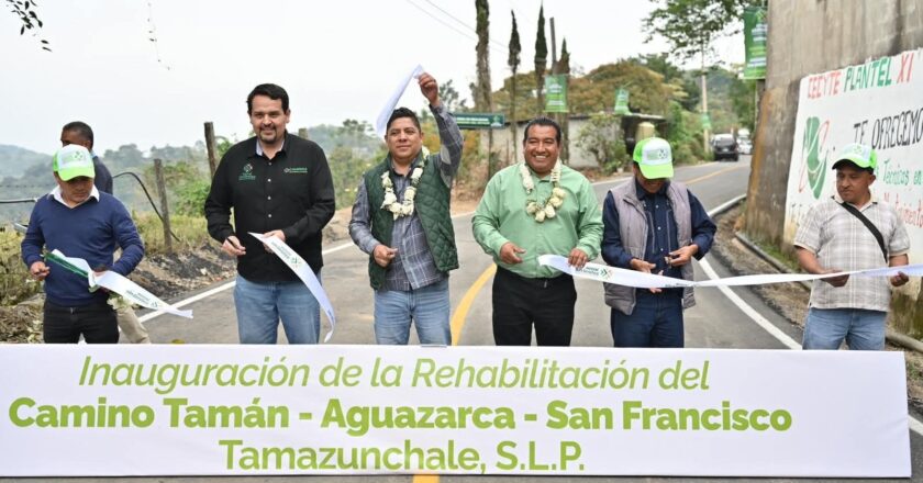Tamazunchale estrena tres nuevas carreteras y comienza construcción de una más