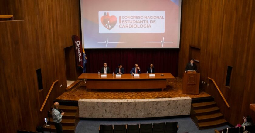 Estudiantes de medicina realizan en la UASLP congreso nacional de cardiología