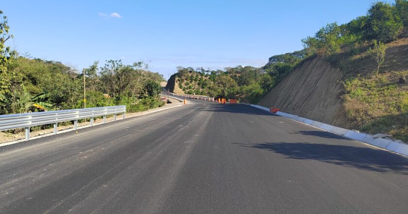 Modernización de la carretera Tamazunchale–Huejutla alcanza 75% de avance