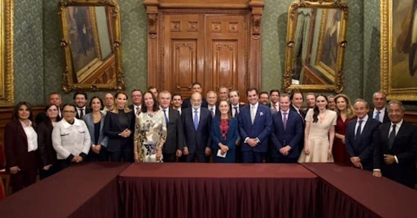 Sheinbaum se reúne con empresarios para revisar avances del Plan México
