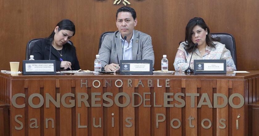 Diputados y empresarios analizan problemas legales y operativos en la Zona Industrial