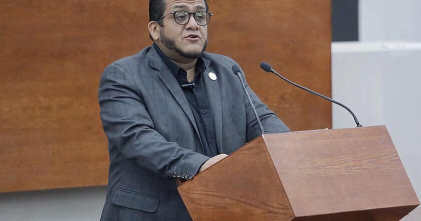 Proponen declarar espacios 100% libres de humo y emisiones en San Luis Potosí