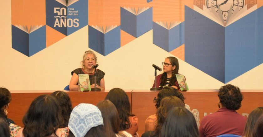 Cristina Rivera Garza presenta “Terrestres” en la 50 Feria Nacional del Libro de la UASLP