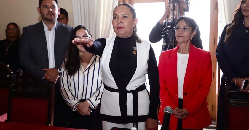 Cabildo de la capital designa por unanimidad a Ángeles Rodríguez como Secretaria General
