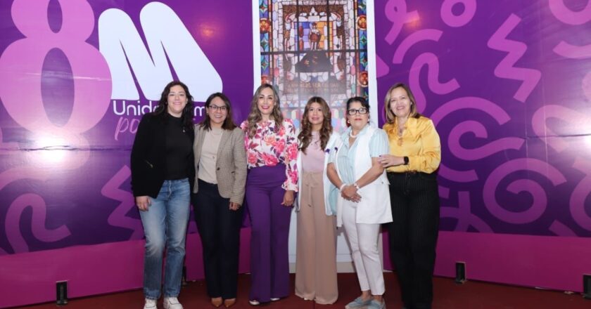 “La magia de ser tú: el poder de volver a ti” inspira a mujeres potosinas a reescribir su propia historia