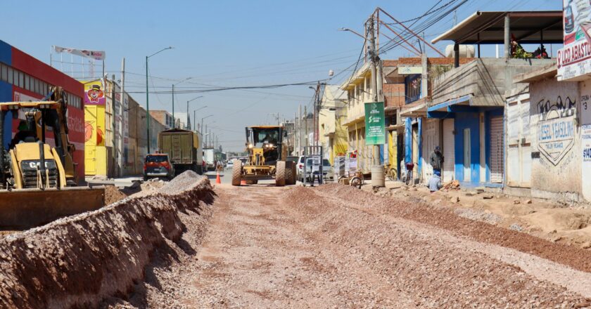 Avanza modernización del camino al Ejido La Libertad en la zona metropolitana
