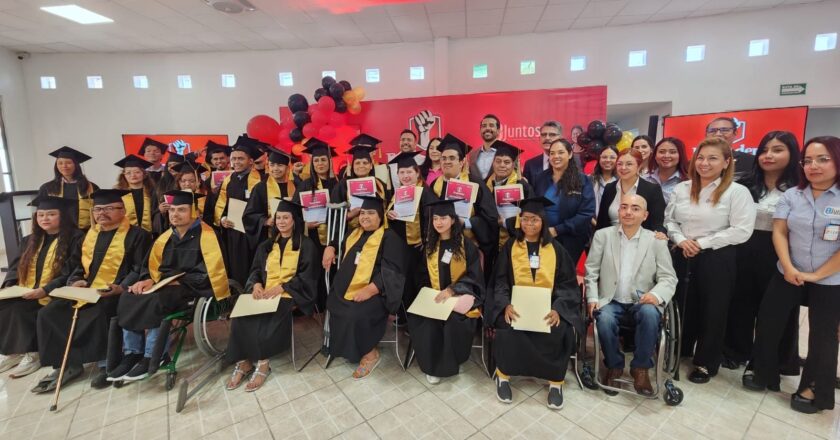 Rompiendo barreras: San Luis Potosí celebra la graduación de la generación 55 de Empodera