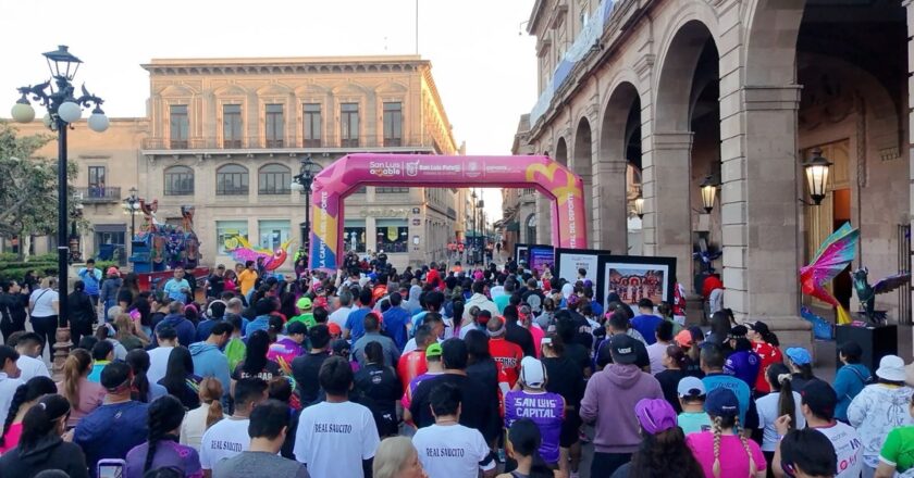 Más de mil corredores participaron en el Trote por los 7 Templos