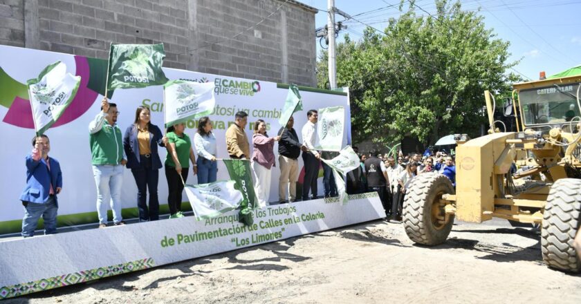 Arranca pavimentación integral en calles de la colonia Los Limones