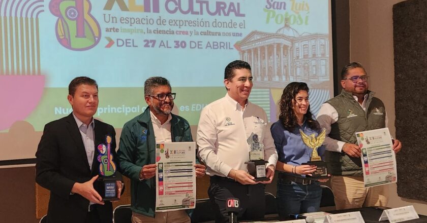 Presentan actividades de la XLII Muestra Cultural del Cobach en San Luis Potosí