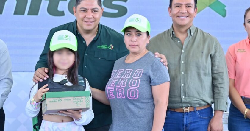 Estado refuerza programas para niñas, niños y adolescentes en SLP