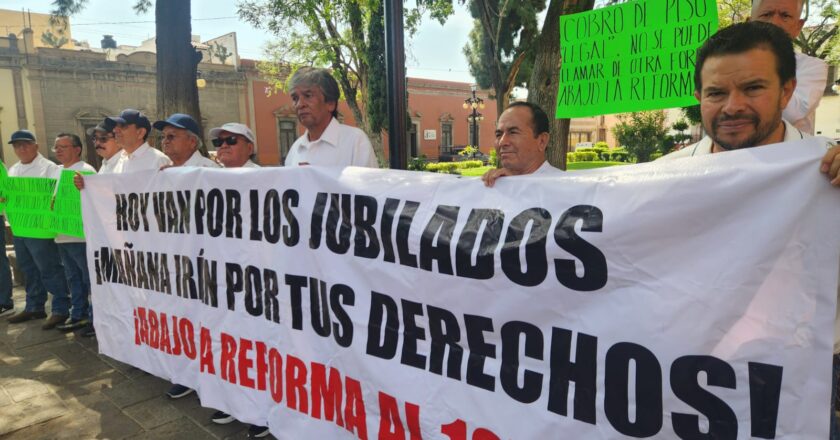 Jubilados potosinos denuncian “tiro de gracia” a su calidad de vida tras reforma al artículo 127