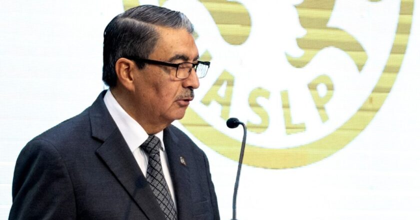 Rector de la UASLP presentó su Segundo Informe de Gestión, defiende la autonomía y exige mayor inversión en educación.