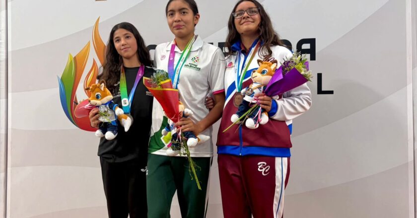 San Luis Potosí brilla en natación con cuatro medallas en la Olimpiada Nacional