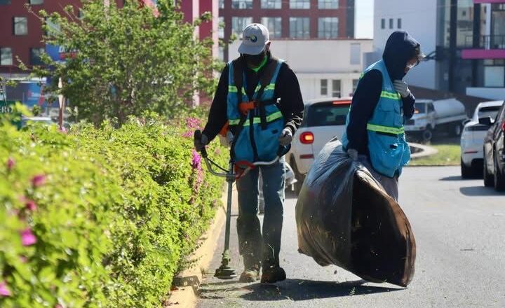Gobierno Municipal de SLP mejora condiciones de la Avenida Garza Sada