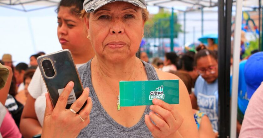 Villa de Pozos arranca programa Clave Verde con entrega de chips gratuitos