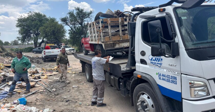Villa de Pozos refuerza operativos contra tiraderos clandestinos