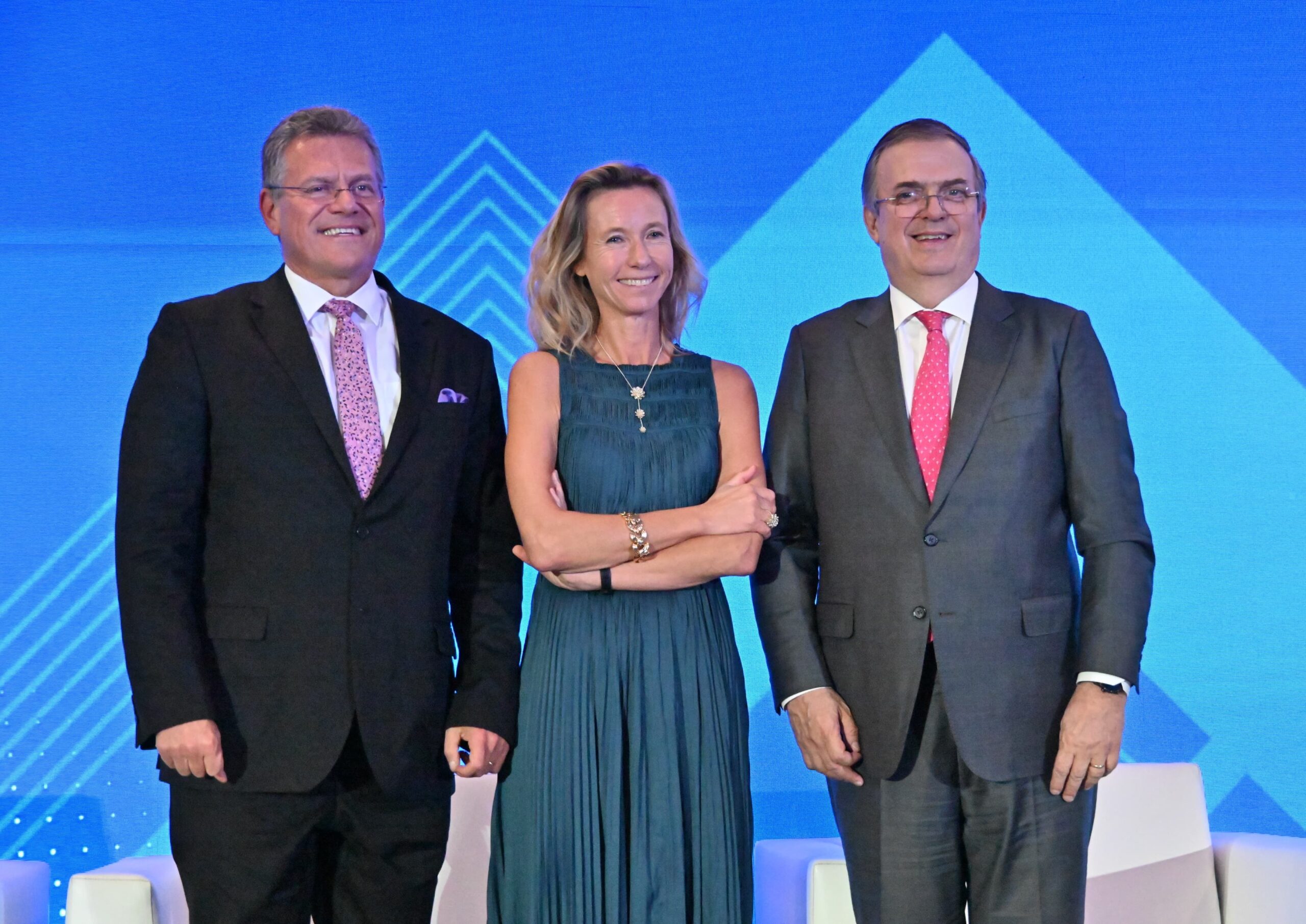 México y Unión Europea pactan nueva etapa económica con acuerdo que impulsará inversión y comercio