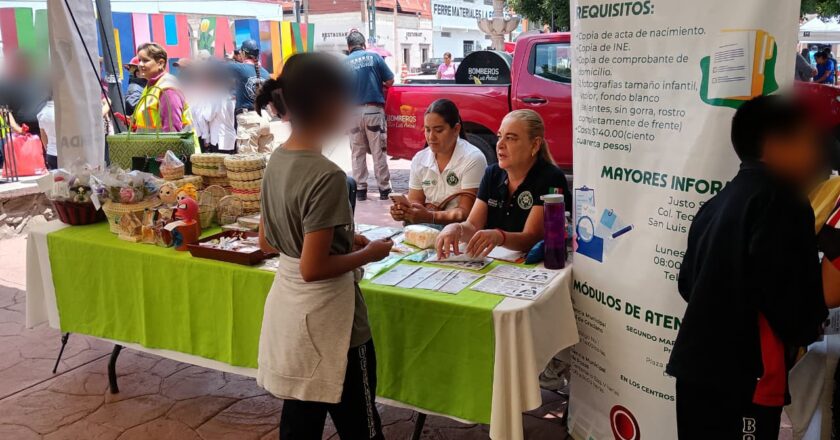 Gobierno estatal acerca programas preventivos y servicios a familias de Villa Hidalgo