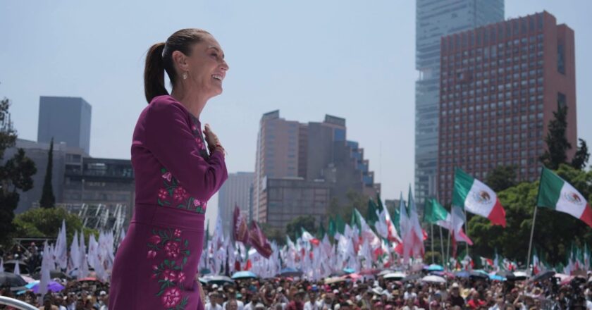 Sheinbaum reúne a miles de simpatizantes en acto por dos años de su triunfo electoral