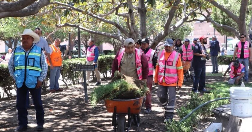 Ayuntamiento inicia renovación integral de Plaza de Armas en el Centro Histórico