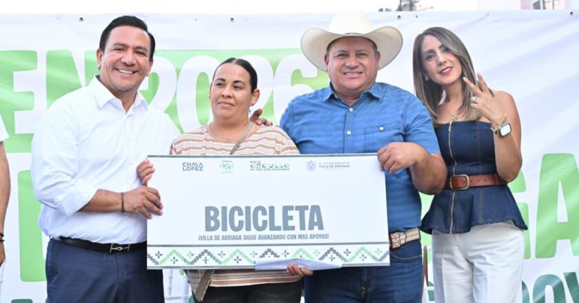Gobierno Estatal lleva apoyos sociales y fortalece bienestar de familias en Villa de Arriaga