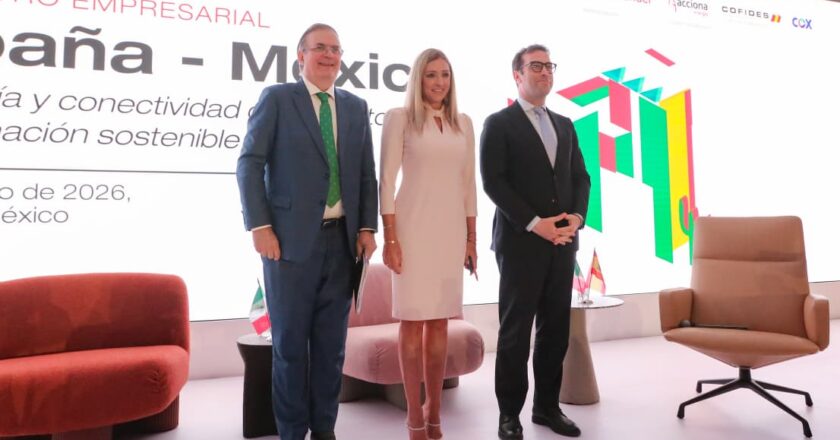 Ebrard apuesta por una nueva era de inversión entre México y España