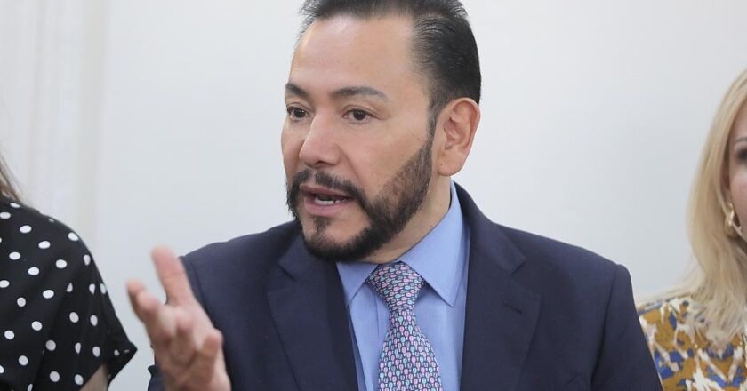 Afinan reforma electoral; Congreso busca aprobarla este mes