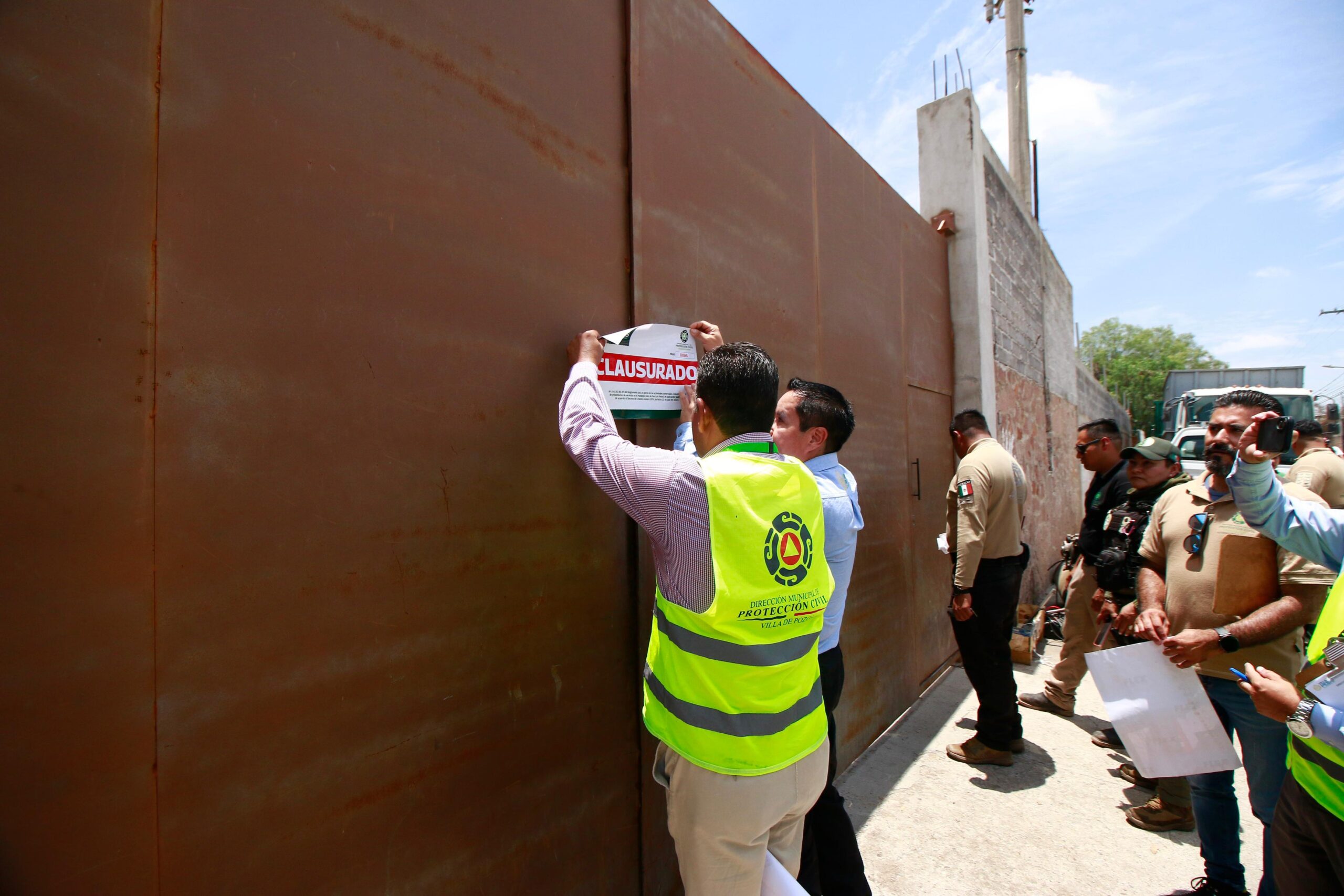 Clausuran recicladora por riesgos a trabajadores en Villa de Pozos