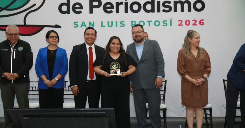 Reconoce Gobierno del Estado a periodistas potosinos por su labor informativa