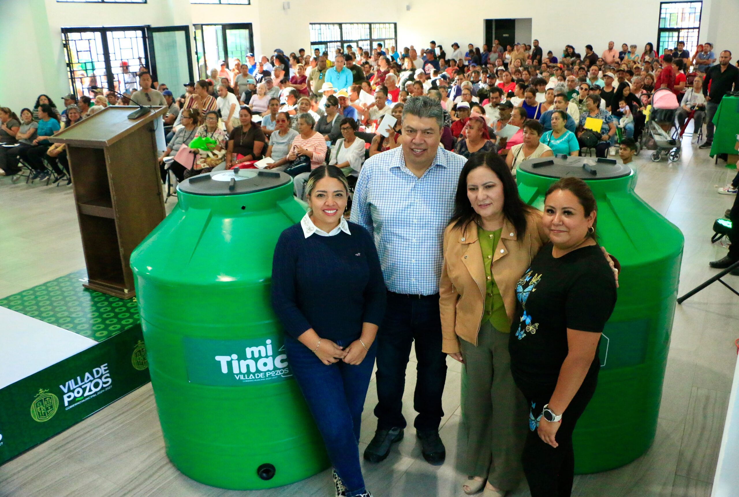 Más de 500 familias reciben tinacos para fortalecer el almacenamiento de agua en Villa de Pozos