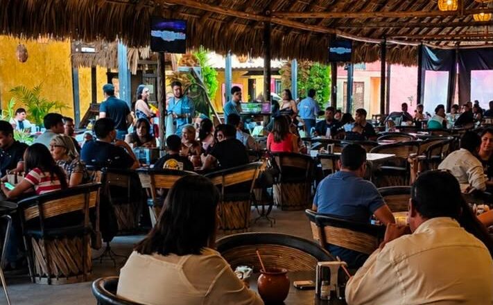 Restaurantes de Villa de Pozos registran lleno total por festejos del Día del Padre